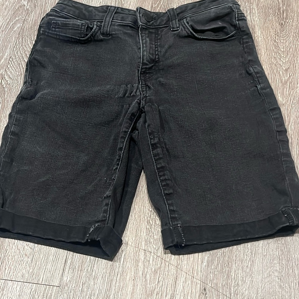 Black jean short